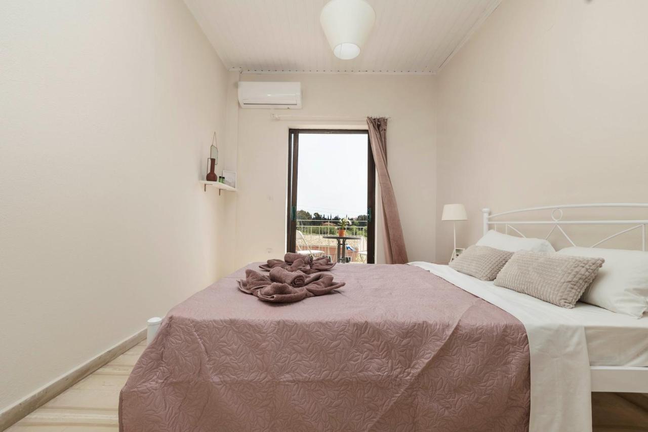 Tune Inn Activity Guesthouse- Over 24'S إيبسوس المظهر الخارجي الصورة