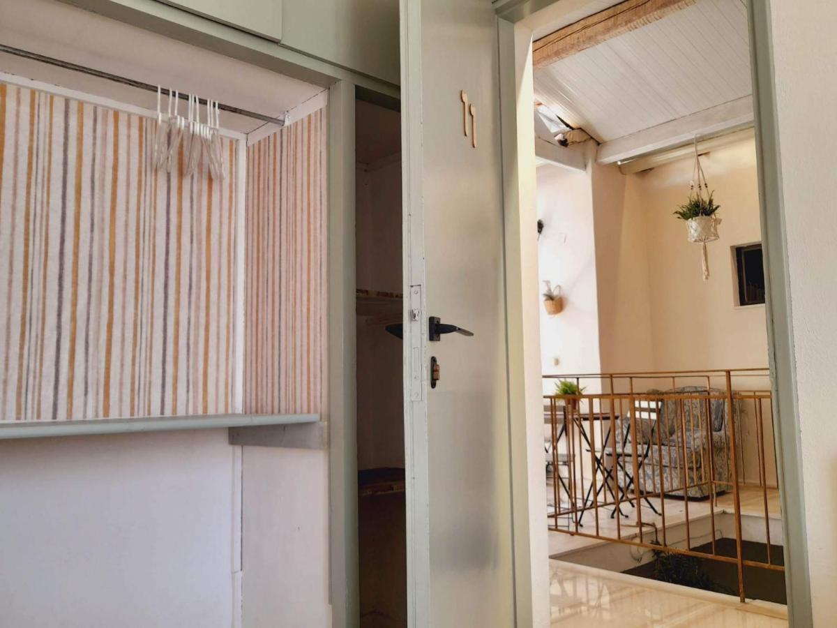 Tune Inn Activity Guesthouse- Over 24'S إيبسوس المظهر الخارجي الصورة